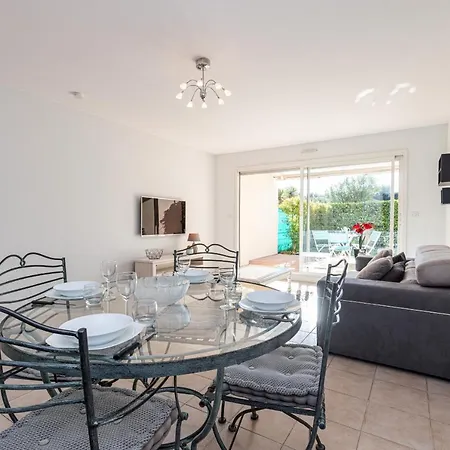 Grand 3 Pieces Proche Mer * Antibes